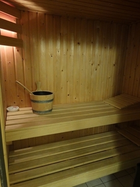 Badezimmer im 1. Stock mit sauna